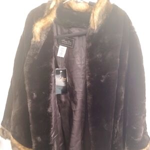 Terry Lewis classic luxuries brown fur. Women's Cape Coat Cardi New